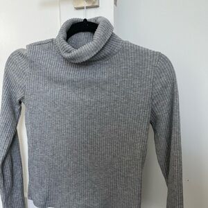 Gray Ribbed Turtleneck Sweater